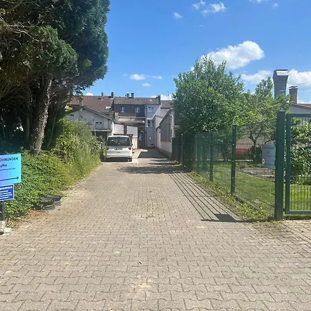 Ayna 1, Direkt An Der Schweizer Grenze *