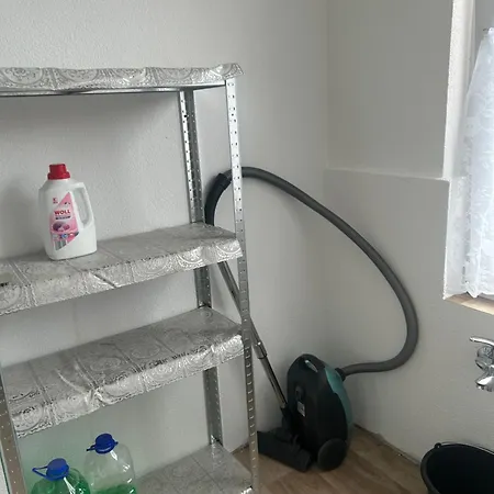 Ayna 1, Direkt An Der Schweizer Grenze *