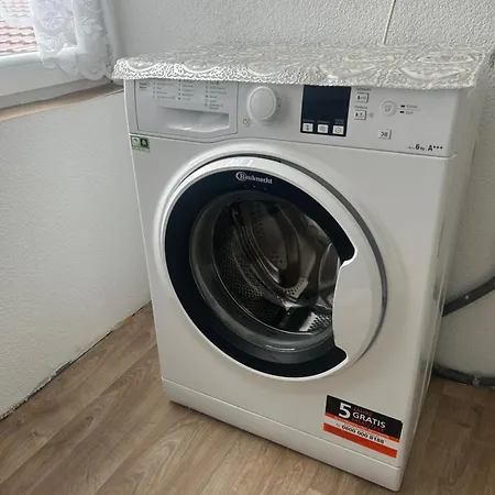 Ayna 1, Direkt An Der Schweizer Grenze *